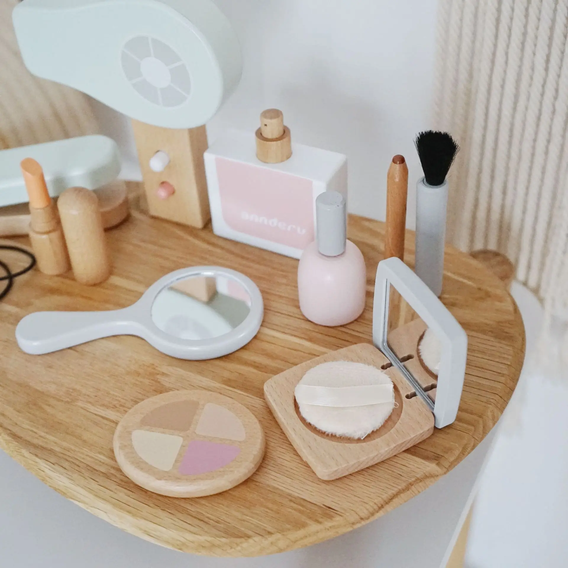 Children Toys Girls Pretend Play Kid Make Up Beautiful Makeup Set Hairdressing Simulation Wooden Toy For Girls Dressing Cosmetic
