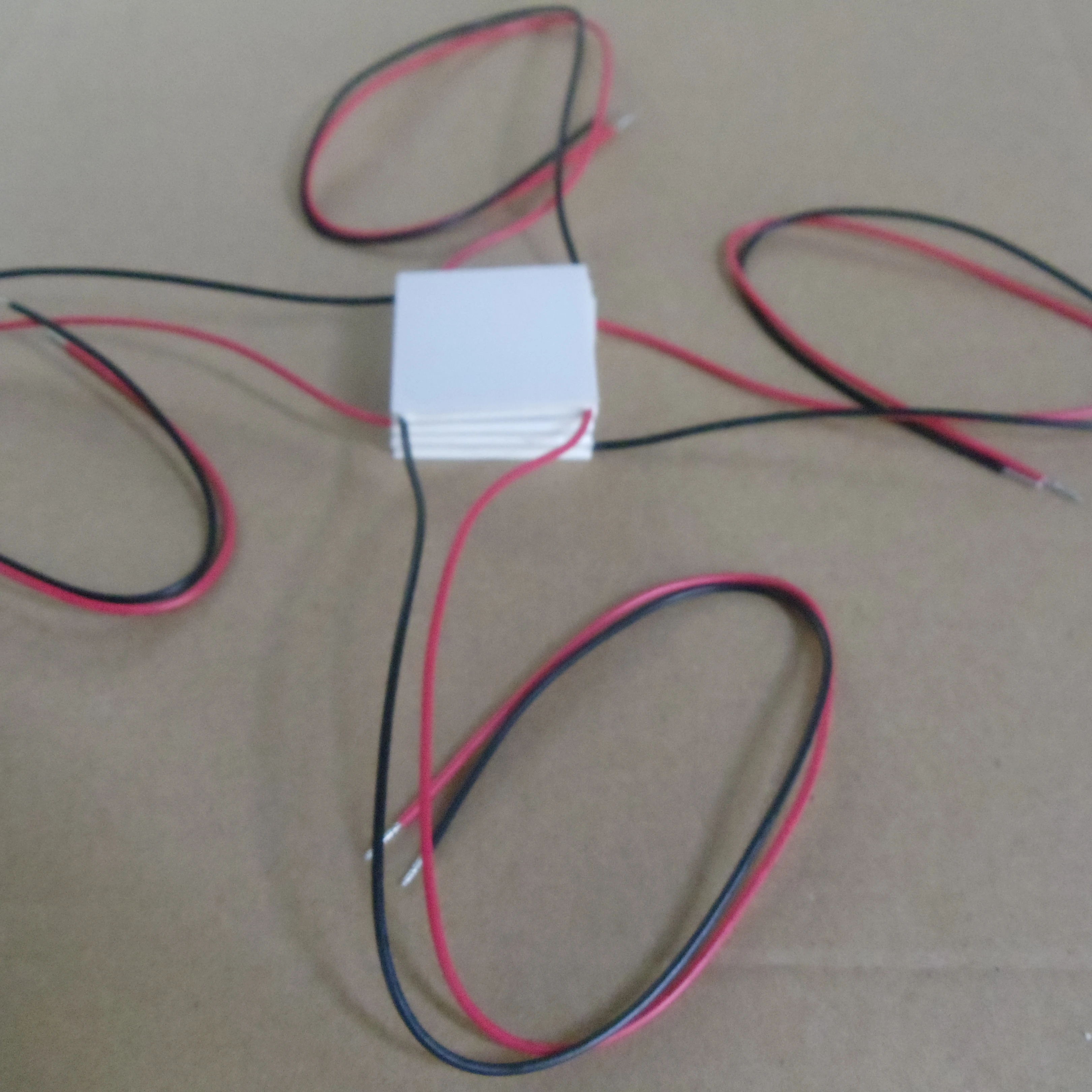 2020 High Quality 25*25*3.5mm thermoelectric generator element peltier chip module TEC1-04908