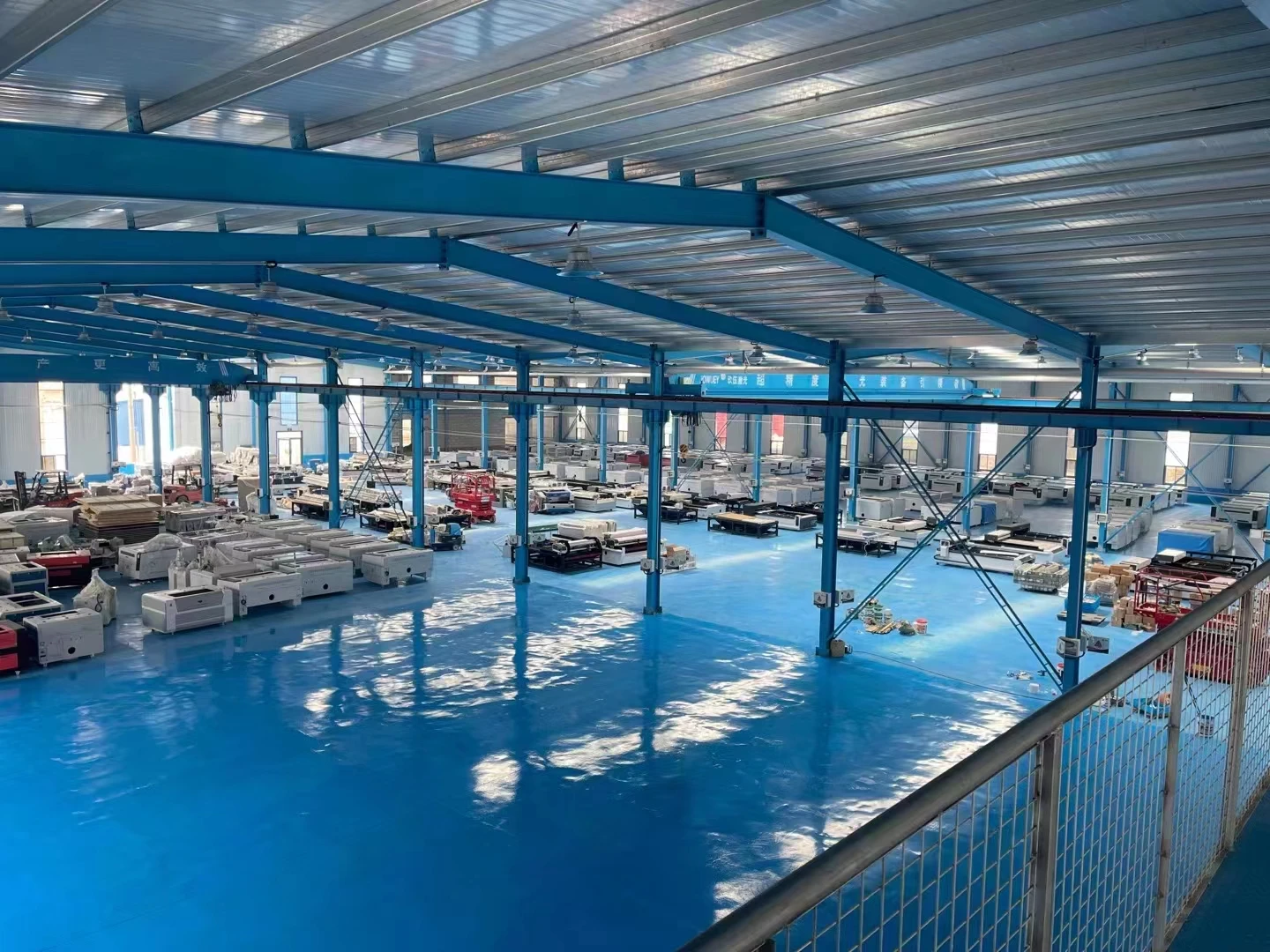 CO2 Laser Cutter for Cutting Wood Paper Stone Rubber Crystal and Other Nonmatel Material Supports AI Las PLT BMP Formats