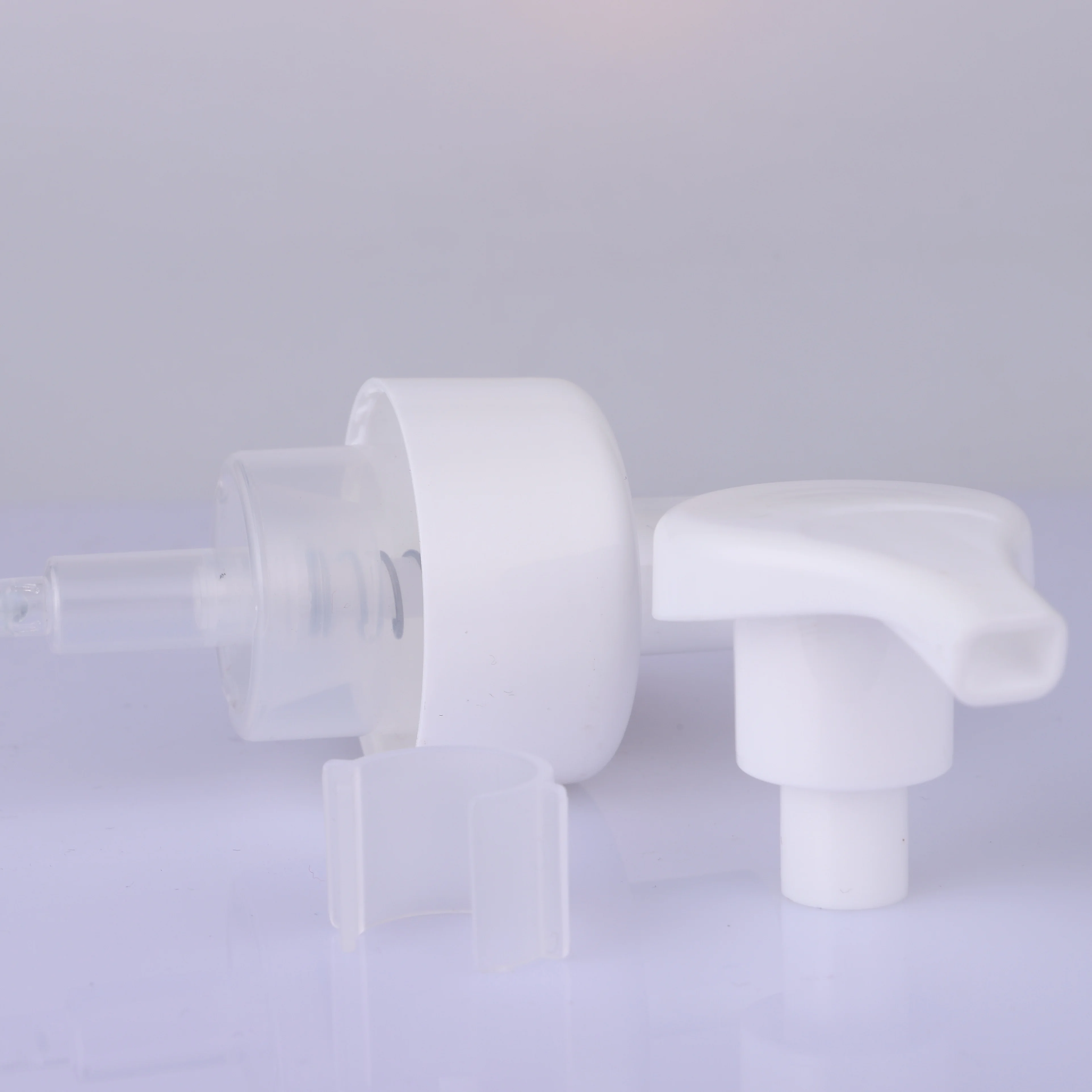 Customized Available Cosmetic Bottle Foaming Hand Soap Pump 43mm PP plastic hand Foam Pump Bottle