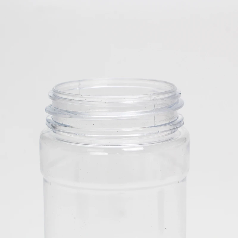 2021 Popular Sales Kitchen Plastic Spice Jars And Salt Bottle Pepper Chili Shaker Garlic Spice Bottle With Customized Lid