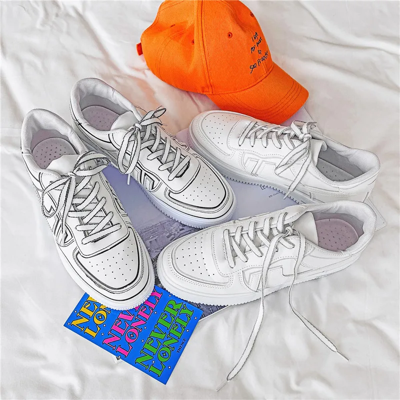 High Quality Leather Sneakers Orignal Comic Style Thick Line Graffiti Anime White Skateboarding Shoes