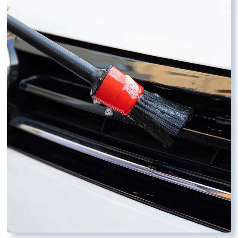 2021 Popular 5 in 1 Car Care Detail PP Hair / Bristles Air Outlet Brushes For Car Care Interior Protection Paper Card Blister