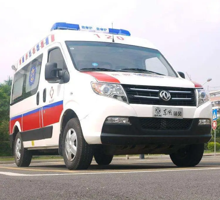 Скорой транспорт на длинной оси Dongfeng