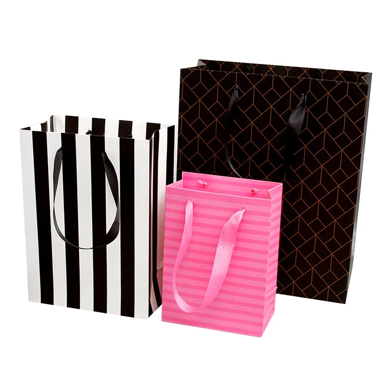Christmas gift packaging eco custom logo printed shopping handle black white stripe Art Cardboard Paper Bags for gift clothes