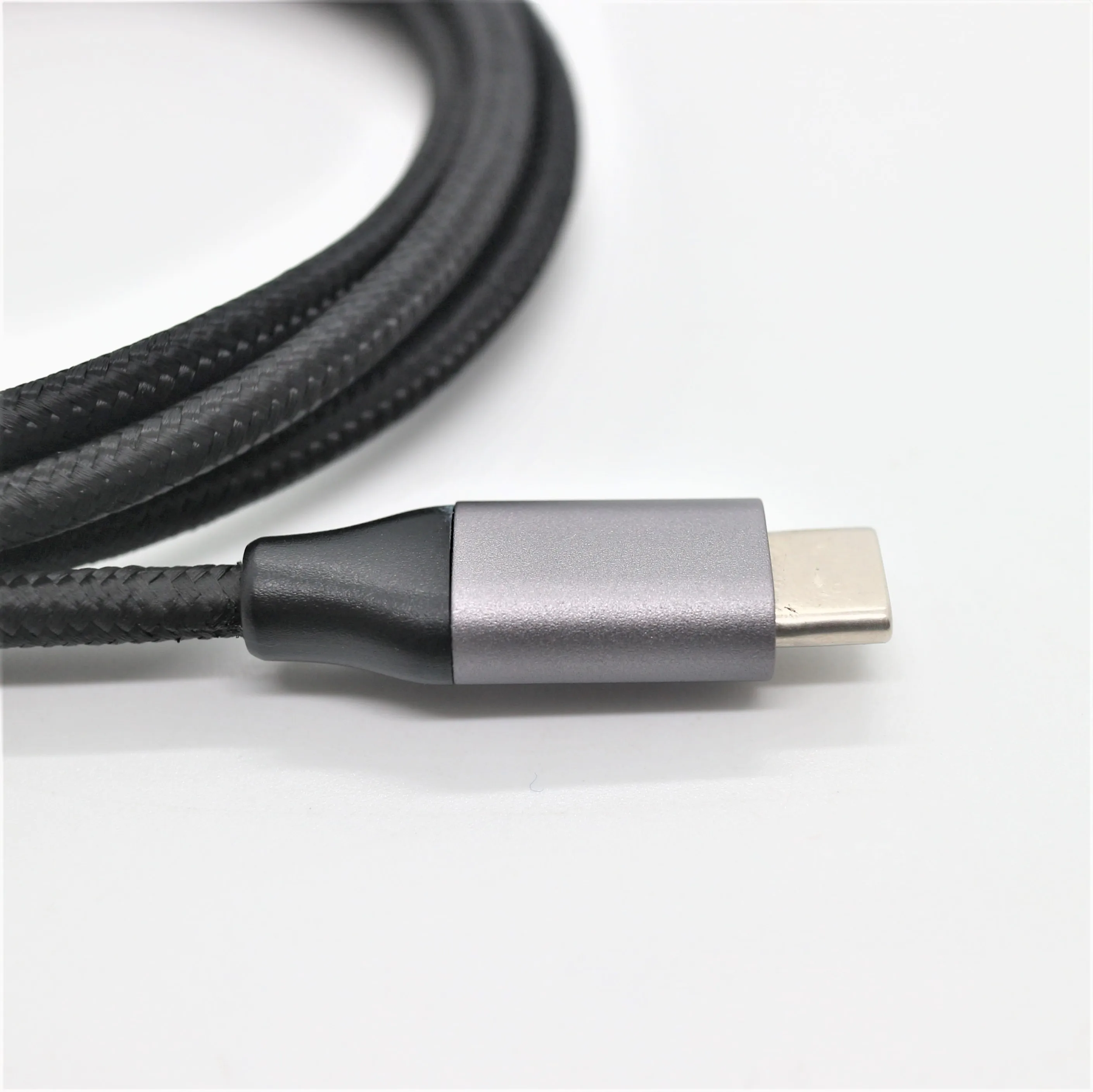 with outer woven mesh  male aluminum shell straight to curved  Fast Charge Data USB C Type C cable