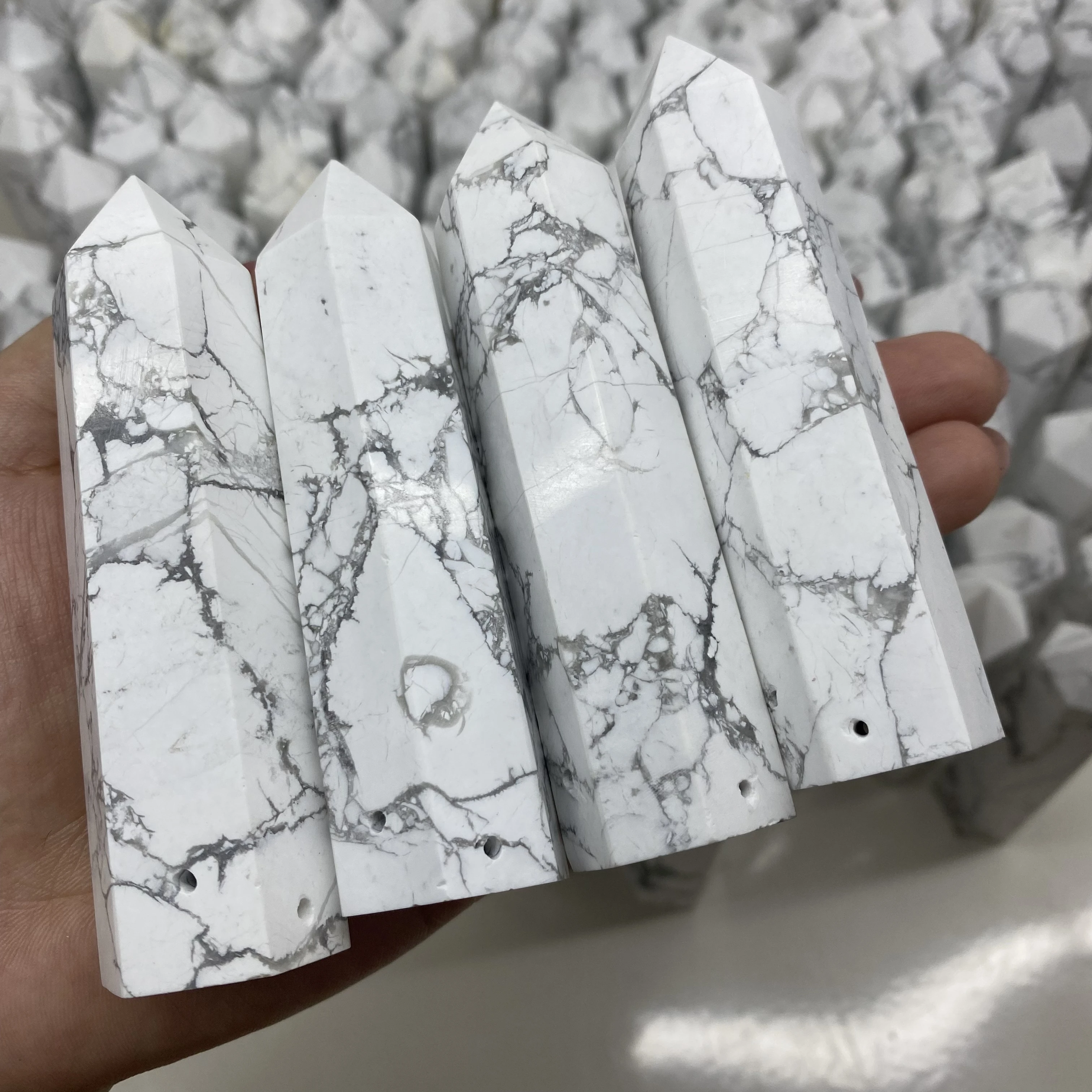 Wholesale Bulk High Quality Natural Crystal Tower Points White Turquoise Howlite Tower Point