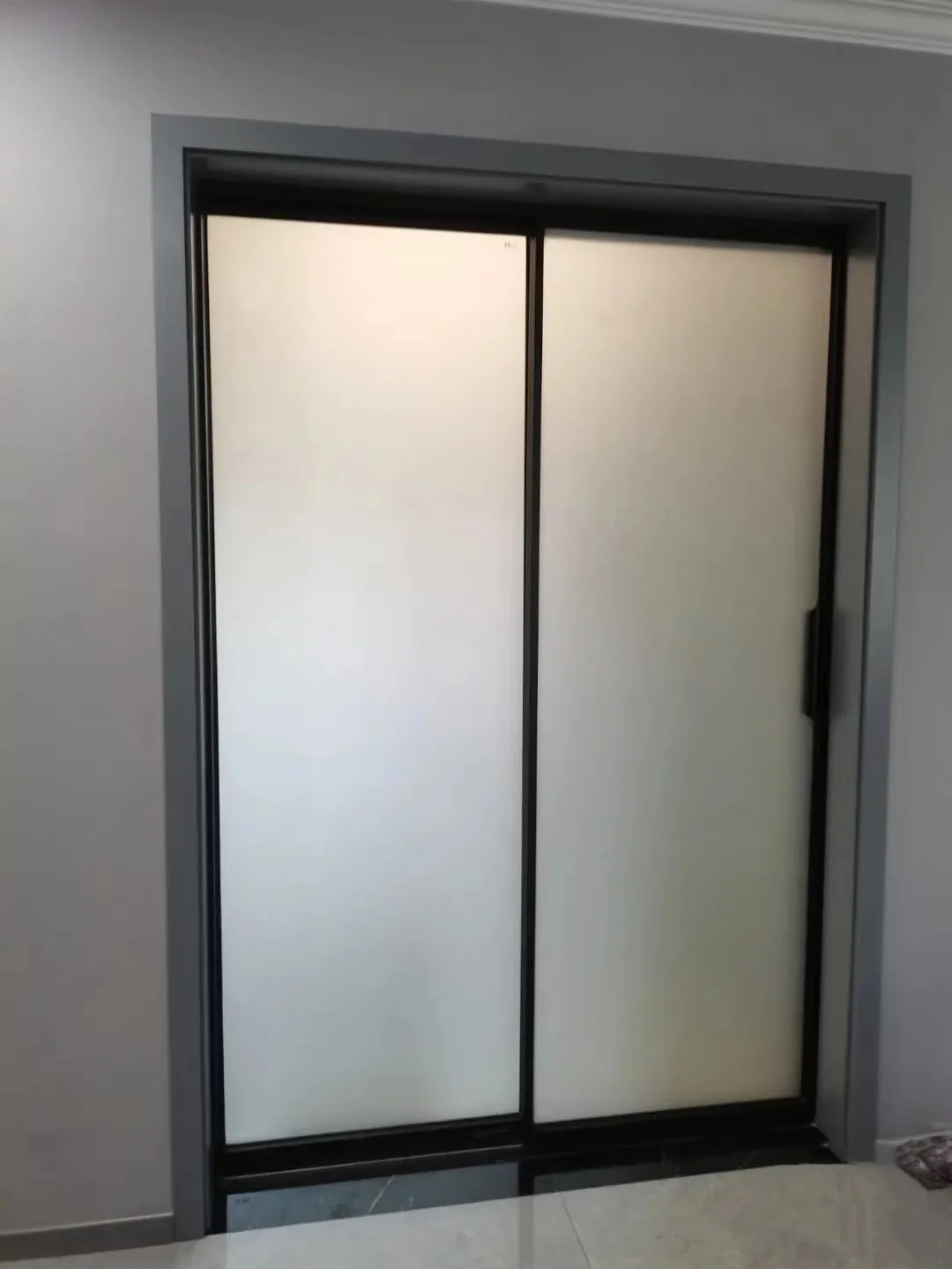 High pravicy excellent decorative frosted anti glare acid etched processed tempered satin etched engraved glass with logo