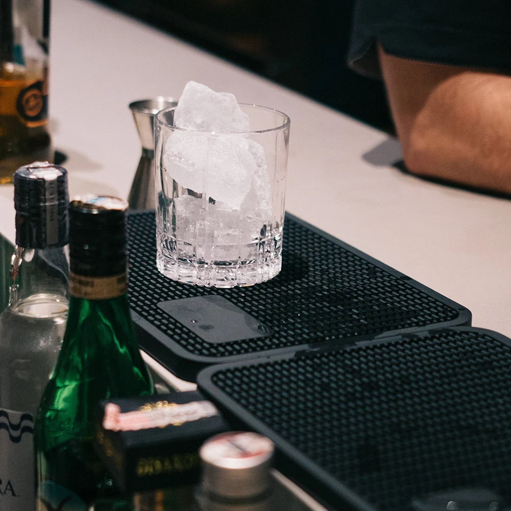 Factory Outlet Soft PVC Silicone Rubber Bar Spill Mat Counter Runner Drip Mats Drinkware Customizable Logo Barmat Bar