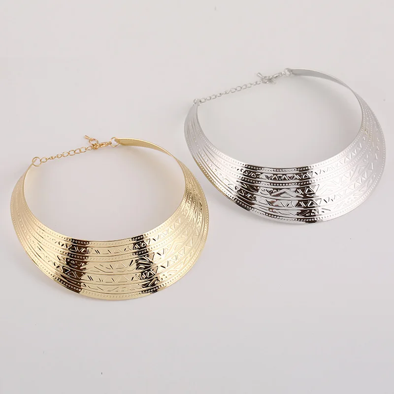 Fashion Metal Pattern Necklace Exaggerated Metal Short Necklace Accessories Jewelry Women