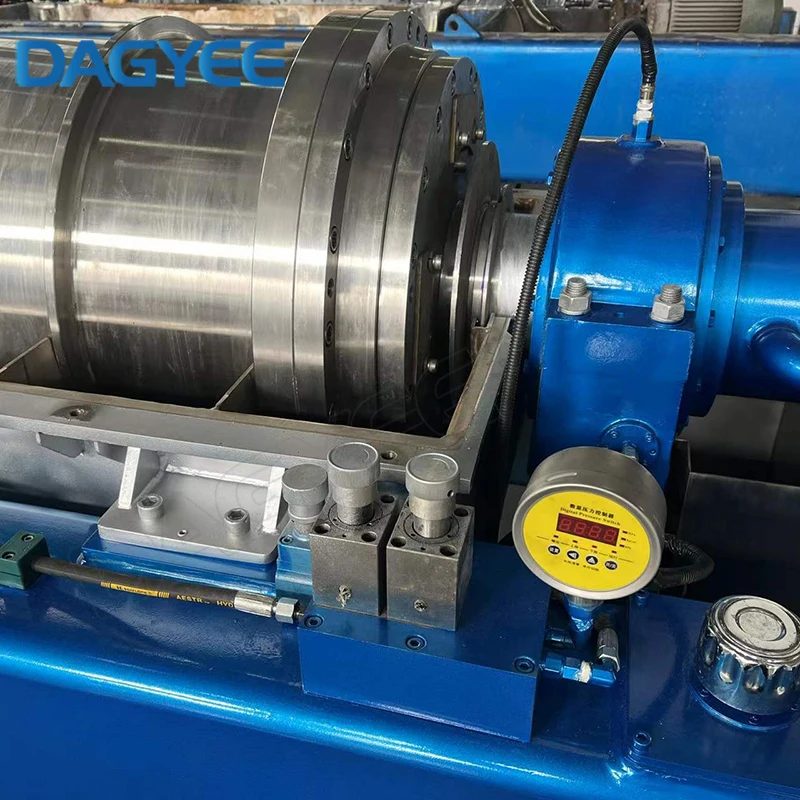 3 Phase Horizontal Screw Drilling Mud Decanter Centrifuge Separator Palm Oil Sludge Separation Equipment