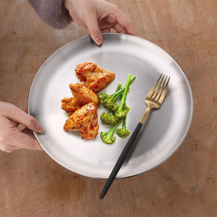 hot sell 304 stainless steel food grade plate with custom logo thick metal dinner buffet BBQ round dish tray