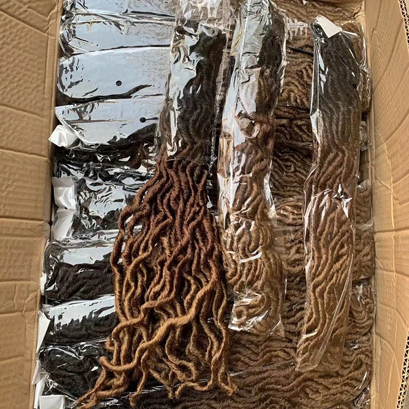 18inch 24inch 24strands Ombre Color Curly Goddess Faux Locs Gypsy Curly Wavy Male Braiding Hair Crochet Braids Hair Dreadlocks