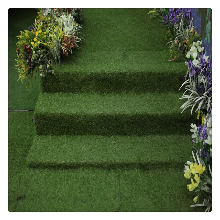 Winslow & Ross Garden Artificial Grass Broom Brush Artificial Turf Rake With Metal Handle