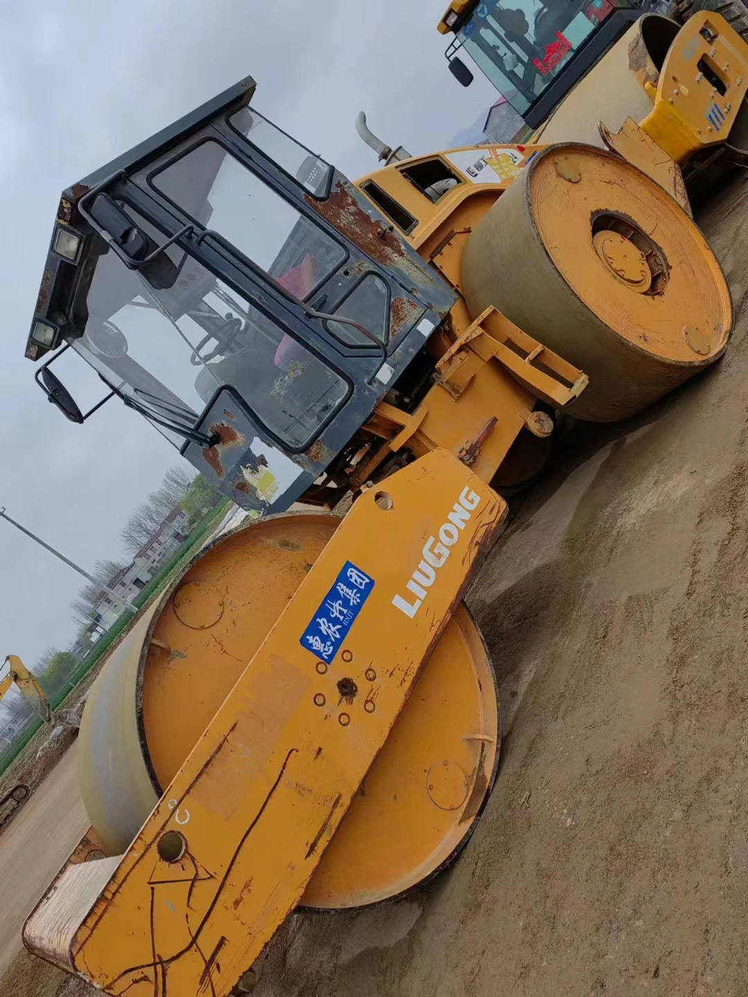 Вторая ручная строительная техника 22ton LIUGONG624 полный гидравлический Железный трехколесный дорожный каток с хорошим состоянием