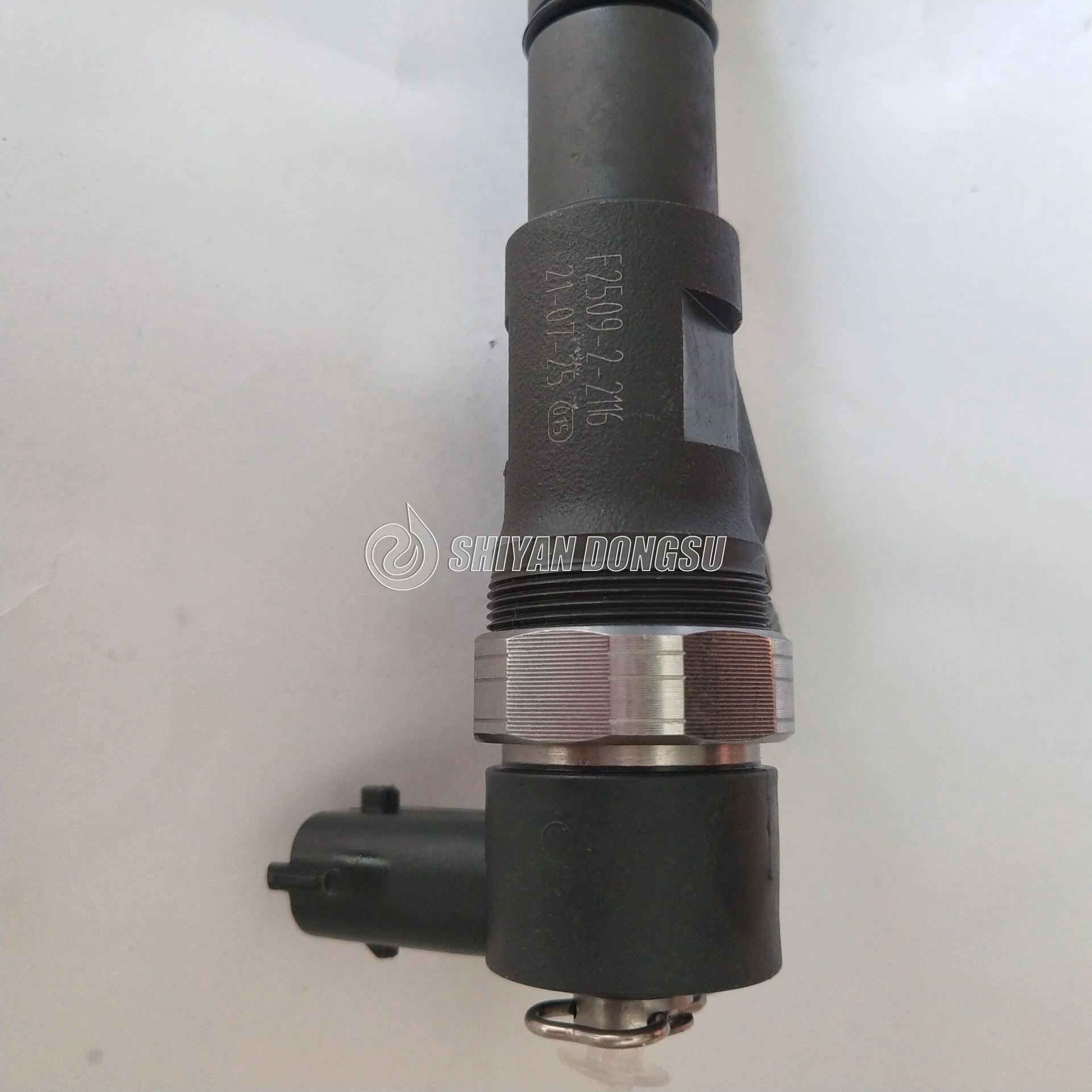 High Quality Diesel Engine H1 common rail fuel injector 0445110274