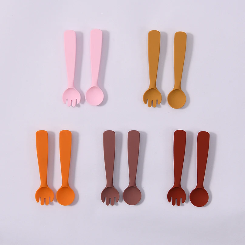 Wholesale Silicone Baby Weaning Spoon First Kids Feeding Utensil BPA Free Silicone Baby Spoon and Fork Set