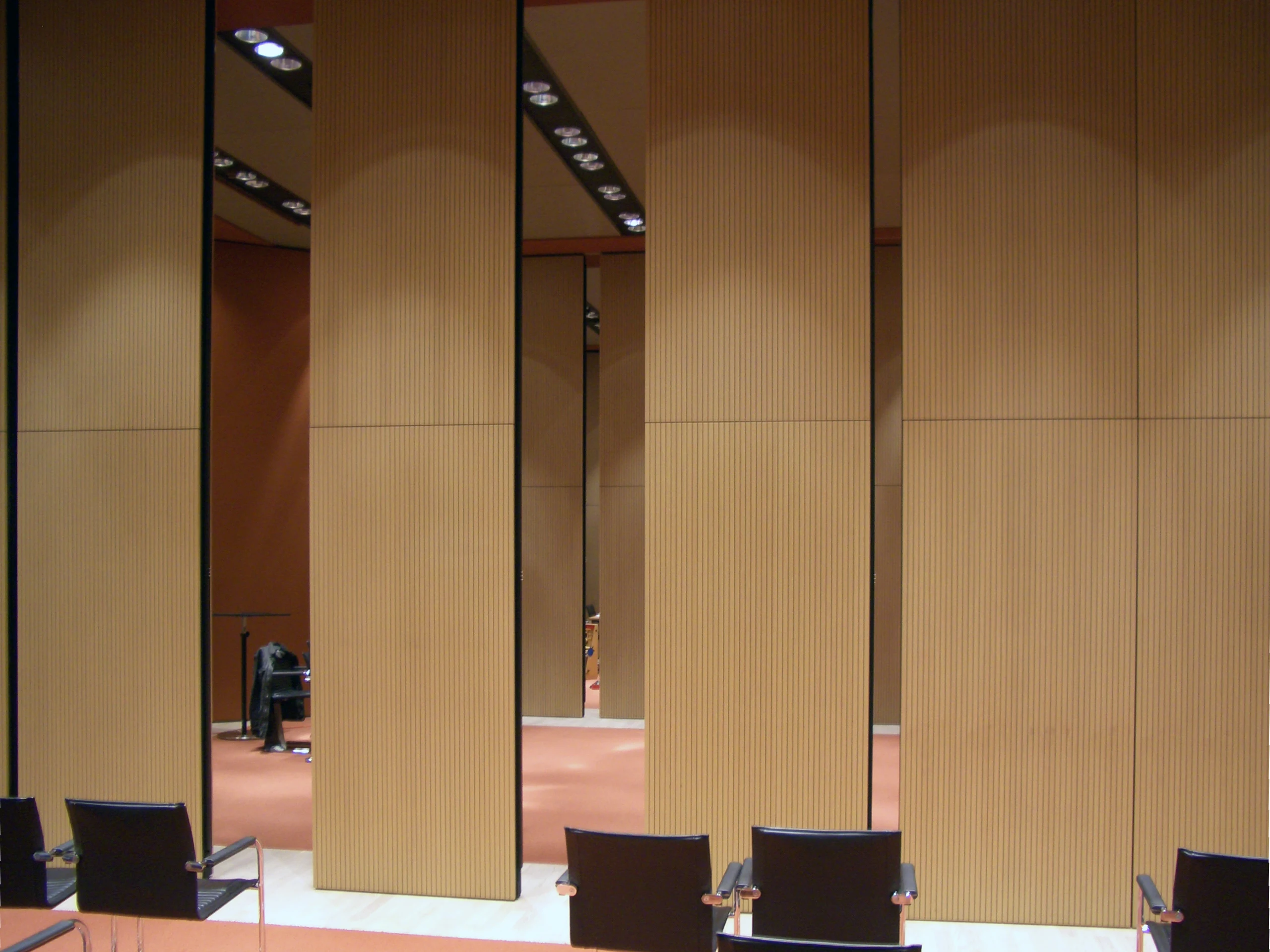 Operable wall movable wall partitions soundproof folding partition wall for convention center