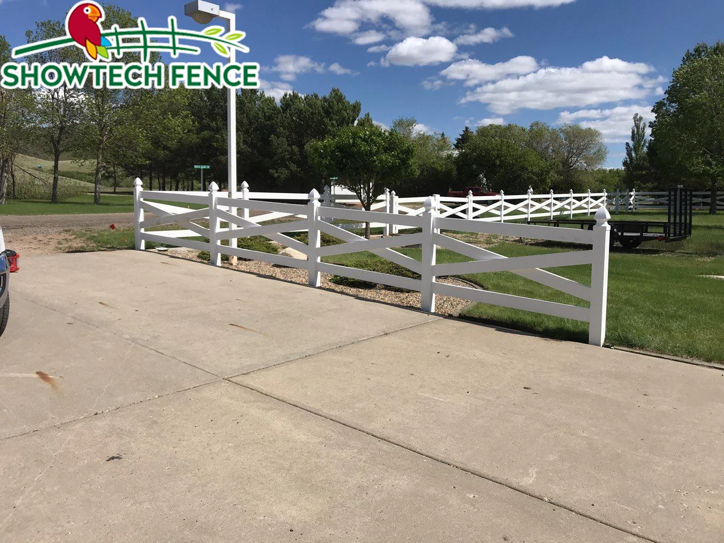 Showtech new design crossbuck fence vinyl horse fence paddock fence