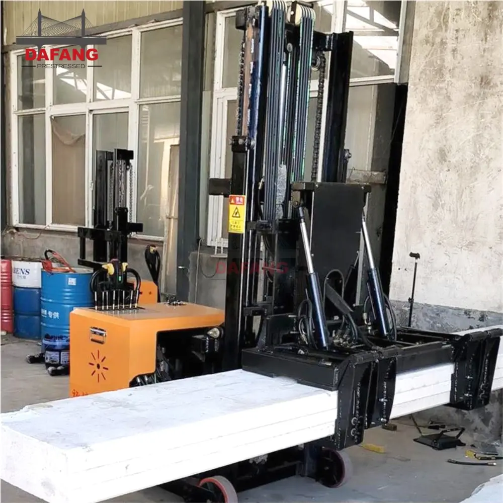 Lightweight partition board hydraulic electric installation machine concrete wall panel lifting and handling machine