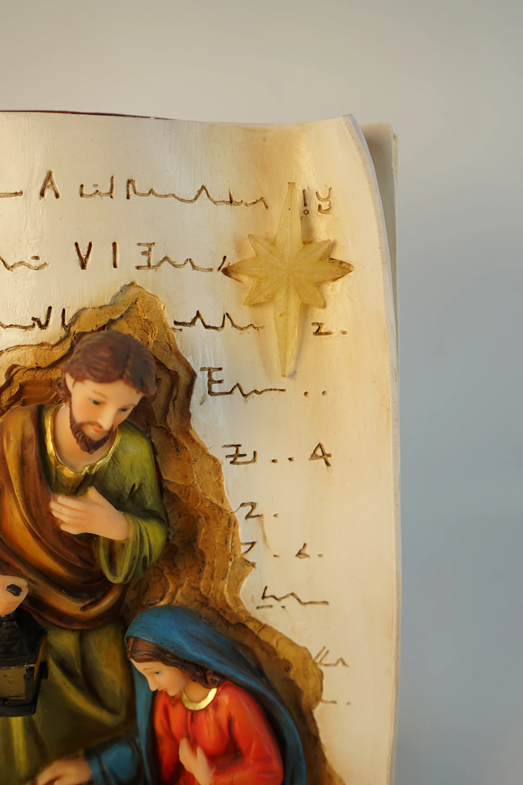 Top Grace Custom Book Holy Family Resin Holy Father, Mara and Baby Jesus Statue With Led Light Table Desk Decoration