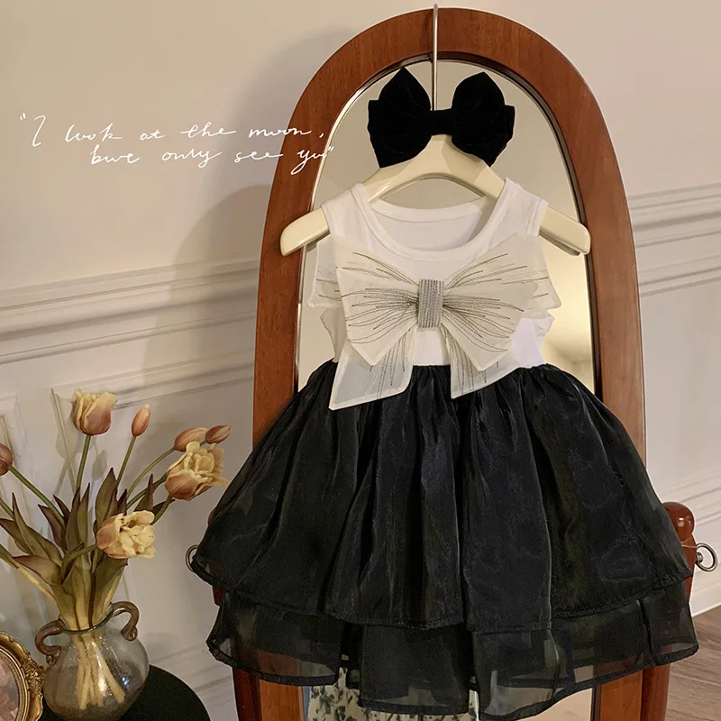 2024New style summer girls sweet loose sleeveless bow patterned top and casual shorts outfit