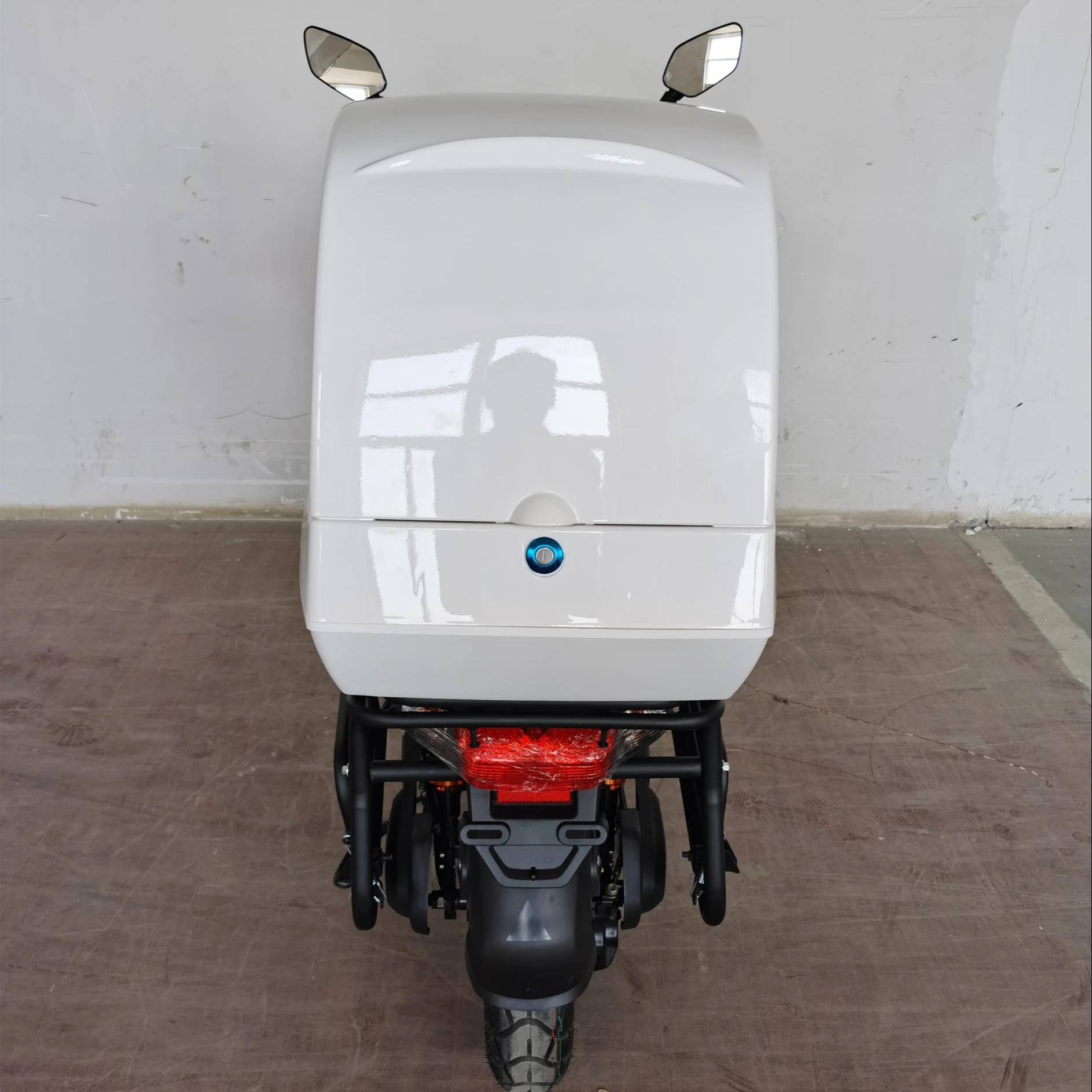 1500w 2000w Brushless Motor E Electric Powered Bike Moped Scooter with Rear Food Truck