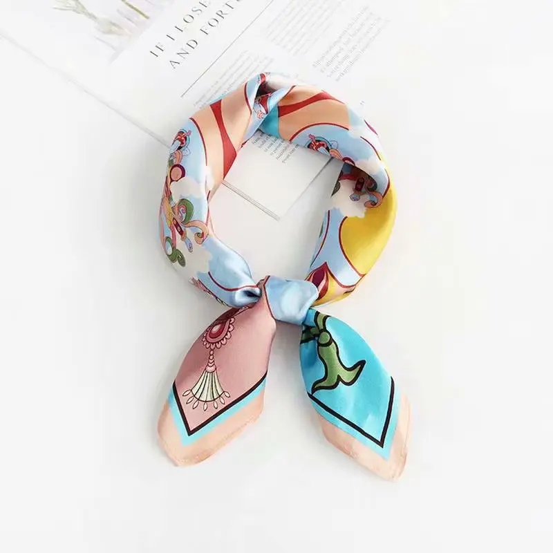 2021 Best Selling Fashion 70cm Square Scarf Girls Women Winter Scarf