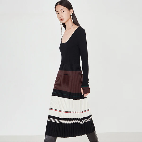 Factory 2024 new western striped knit dress autumn and winter women loose lazy wind long bottoming sweater skirt knee-high.