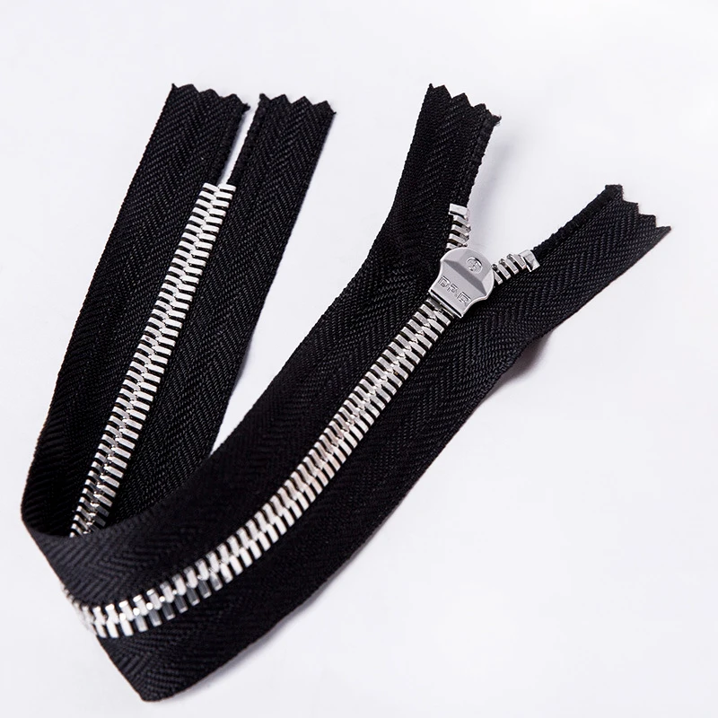 Wholesale #3 #5 #7 #8 #10 personalized metallic zipper close end metal zipper double metal zippers