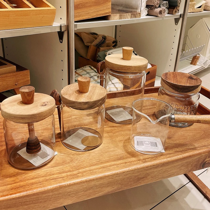 Beautiful Custom Wedding Favors Wood Lid 500ml 16oz Food Jam Honey Glass Storage Container Pot Bottle Jar with Wooden Dipper
