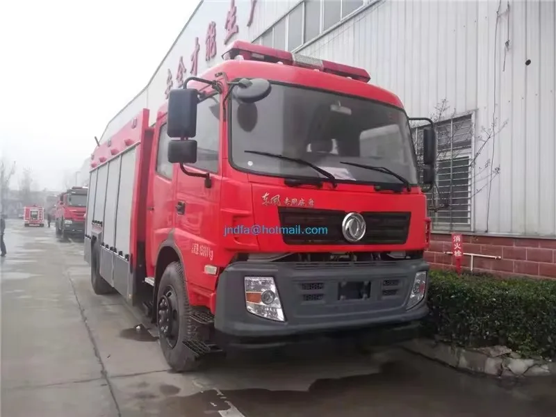 Monitor range 60 meters dongfeng remote control robot arm water foam tower fire fighting truck