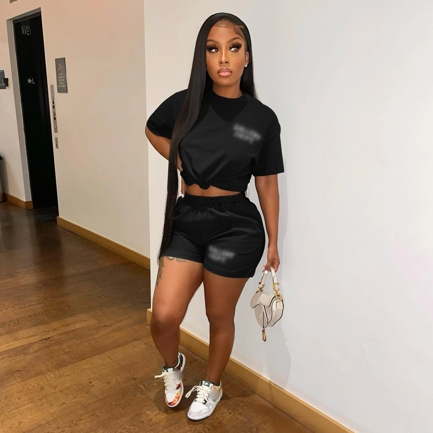 Wholesale designer clothing short sleeve t shirt and short 2 piece set fashion black two piece shorts set for women