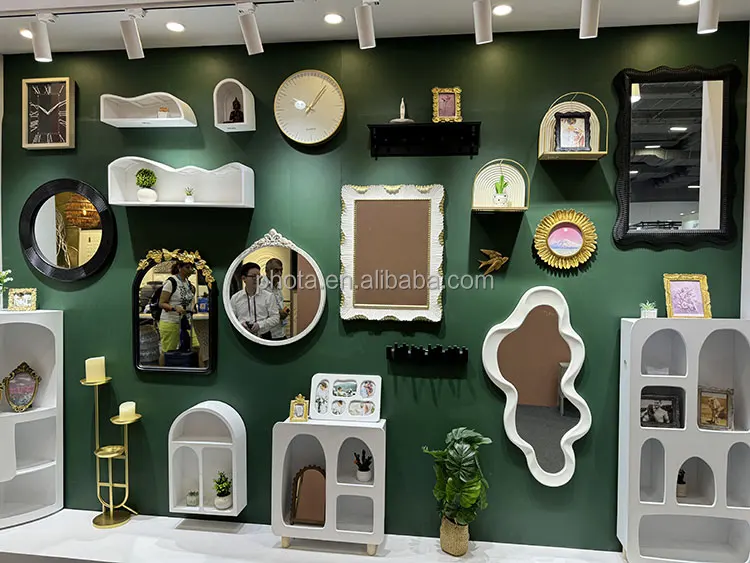 Fashion Simple Retro Round Bathroom Mirror Wall-Mounted with A Bow
