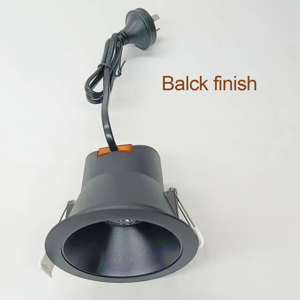 SAA Australia UGR<19, with flex and plug termination and selectable CCT 12 watt dimmable downlight led down light