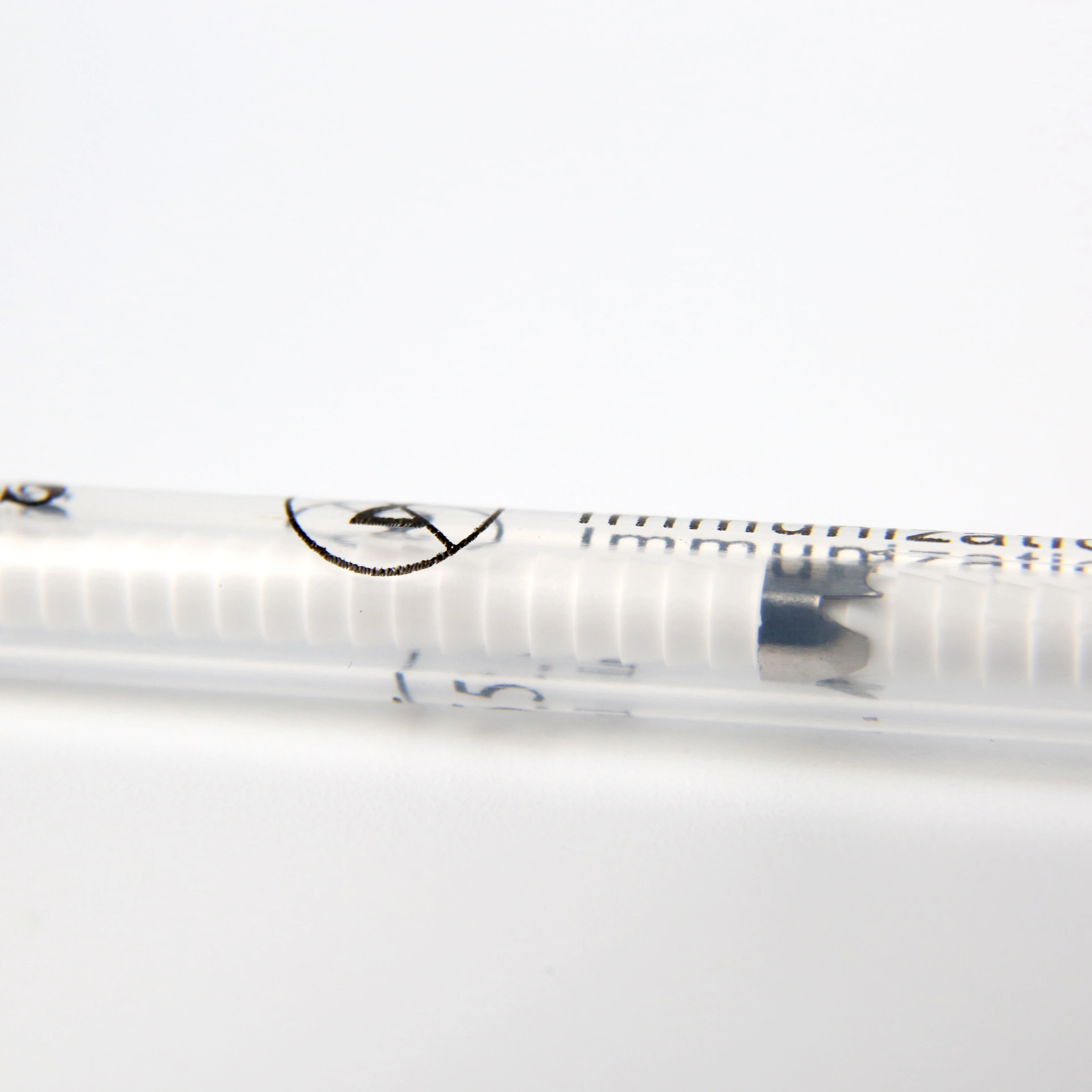 2ml 3ml 5ml 10ml 20ml plastic medical vaccine syringe disposable sterile safety syringe with needle