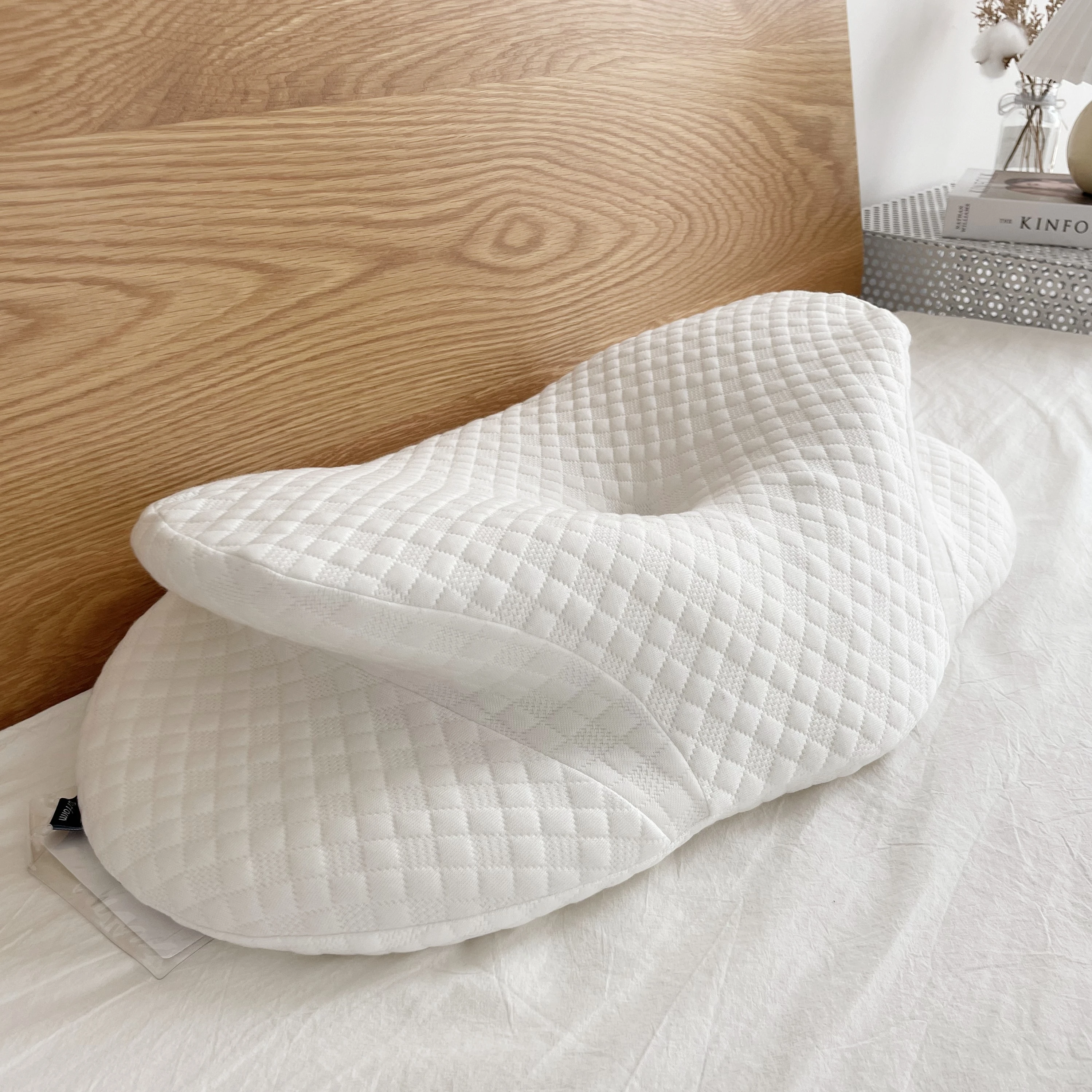 Cervical Memory Foam Pillow, Contour Pillows for Neck and Shoulder Pain, Ergonomic Orthopedic Sleeping Neck Contoured Support