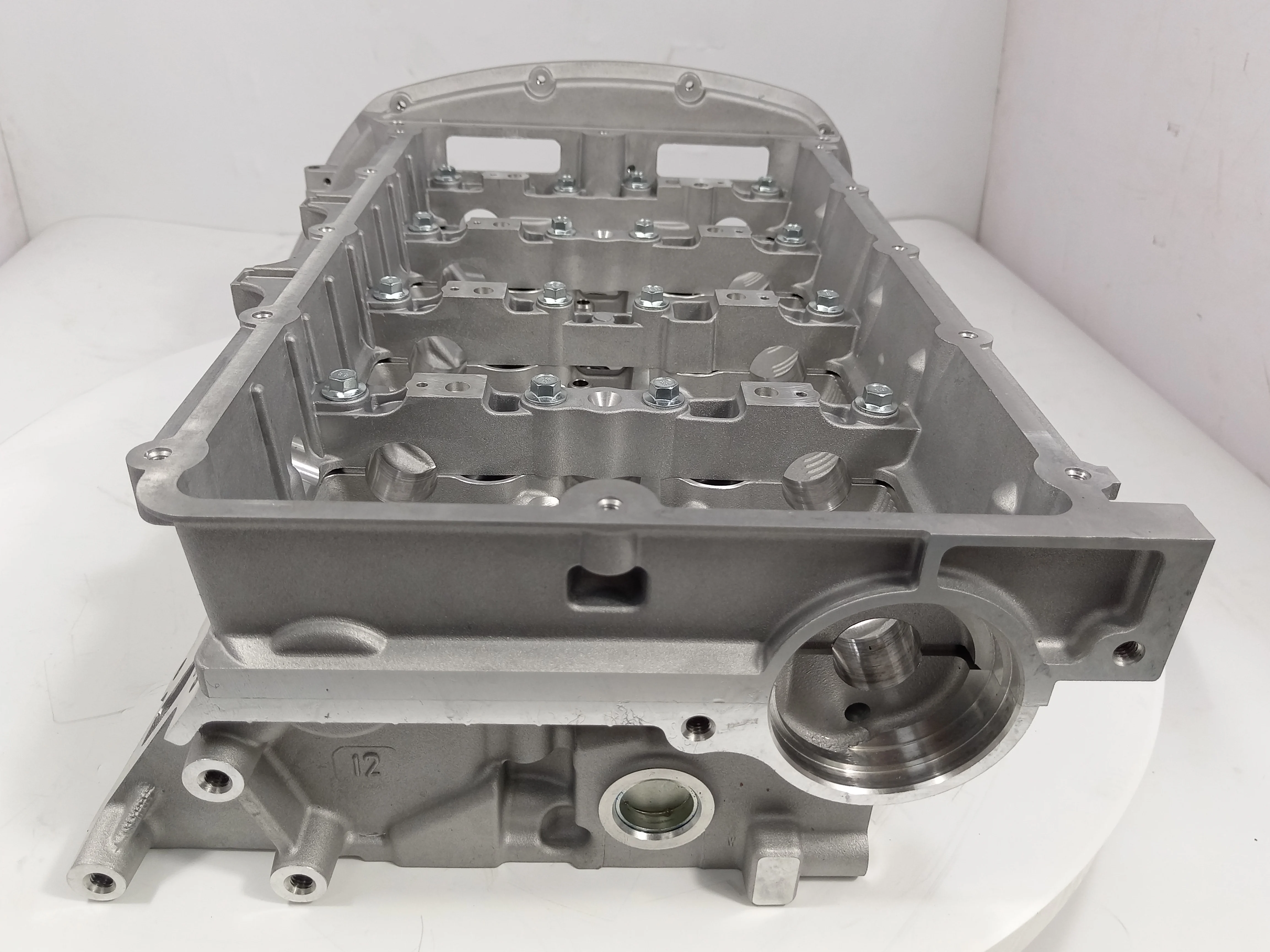 Wholesale 4 Valve Diesel  908758  Engine  Cylinder Head For Ford Transit 2.2
