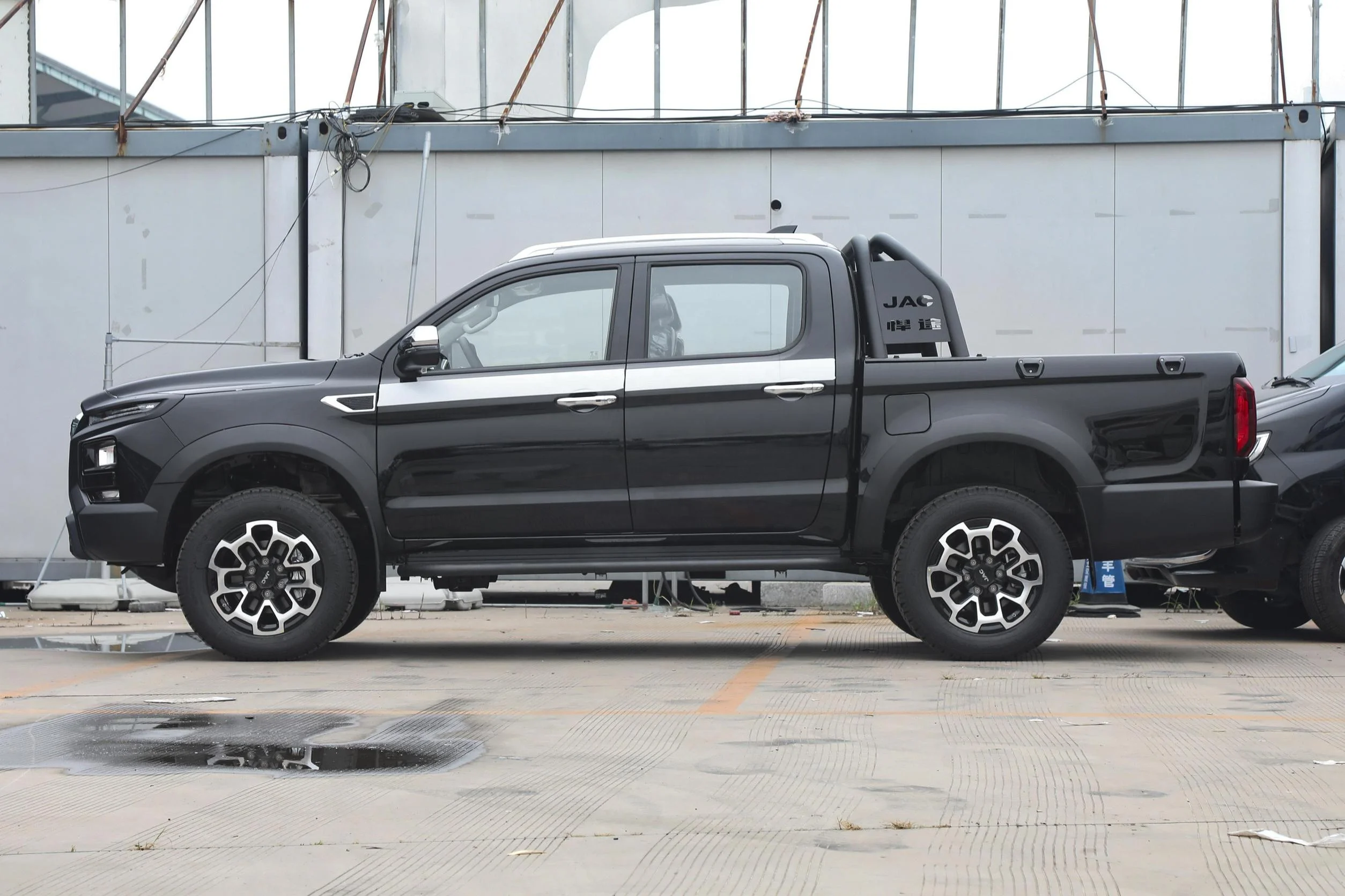 2023 Лидер продаж дизельный автомобиль JAC Hantu 2WD флагманская версия 4 двери 5 мест jac t9 автоматические новые автомобили 2 т Китайский Пикап для продажи