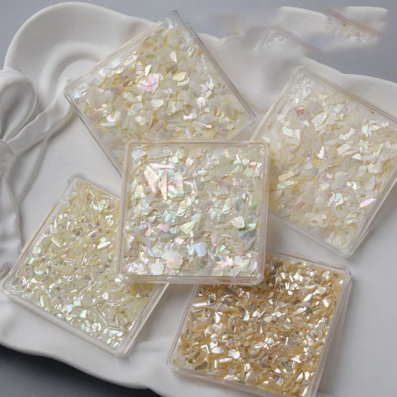 Hot Sale Iridescent Natural Sea Shell 3d Charm Nail Art Deco Slice DIY Beauty Salon Nail Decals Tools