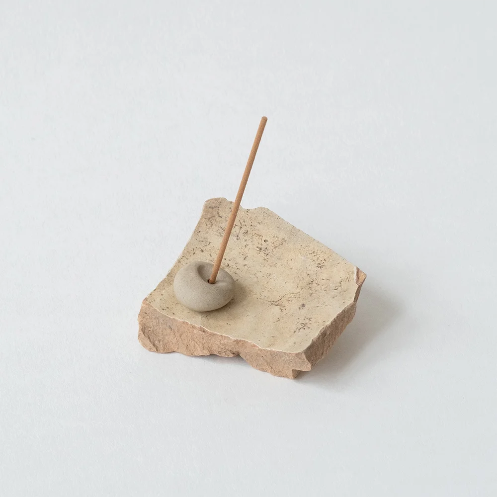 Small Cute Ceramic Incense Holder for Spa Yoga Meditation Home Decor Coarse Pottery Incense Sticks Holder