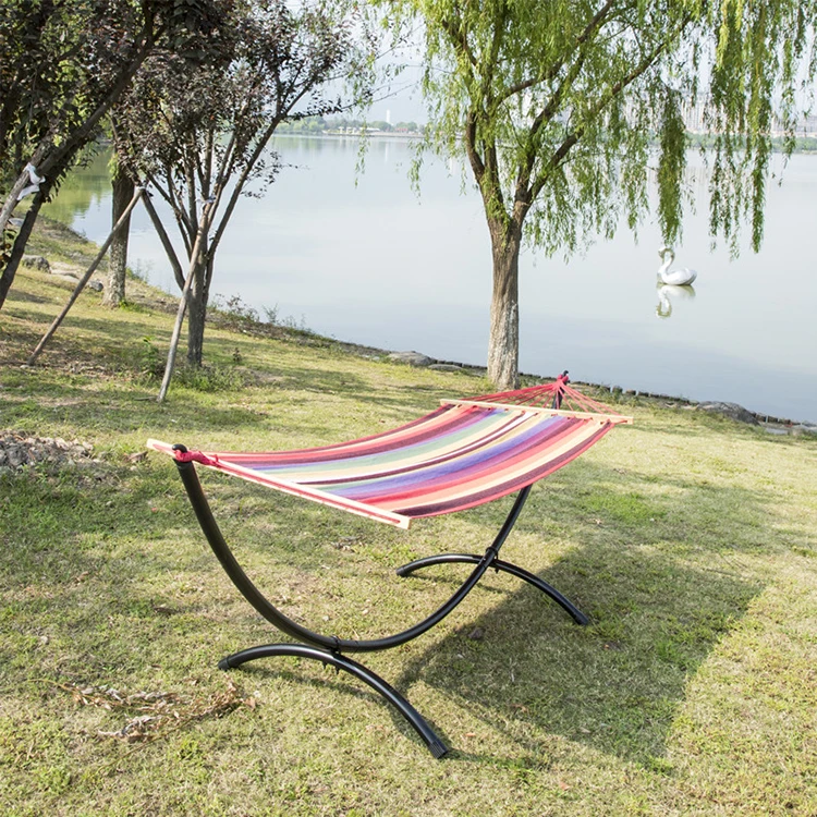 Портативный холщовый гамак для кемпинга на 2 человек, подвесная качели из ткани в полоску, устойчивая деревянная палочка, для использования на открытом воздухе