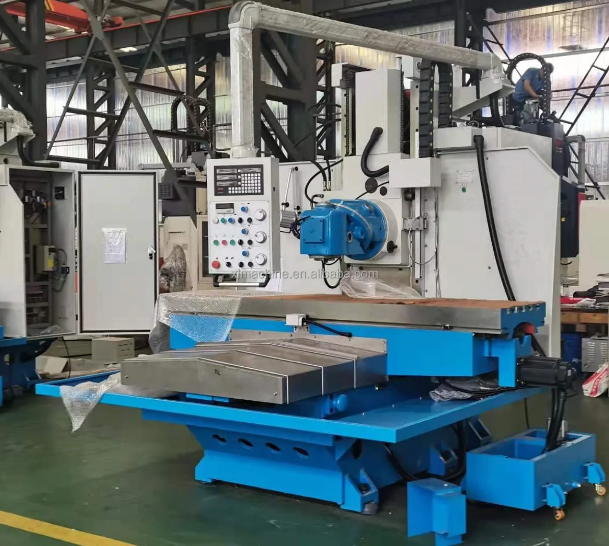 X715 heavy duty power feed universal metalwork milling machine