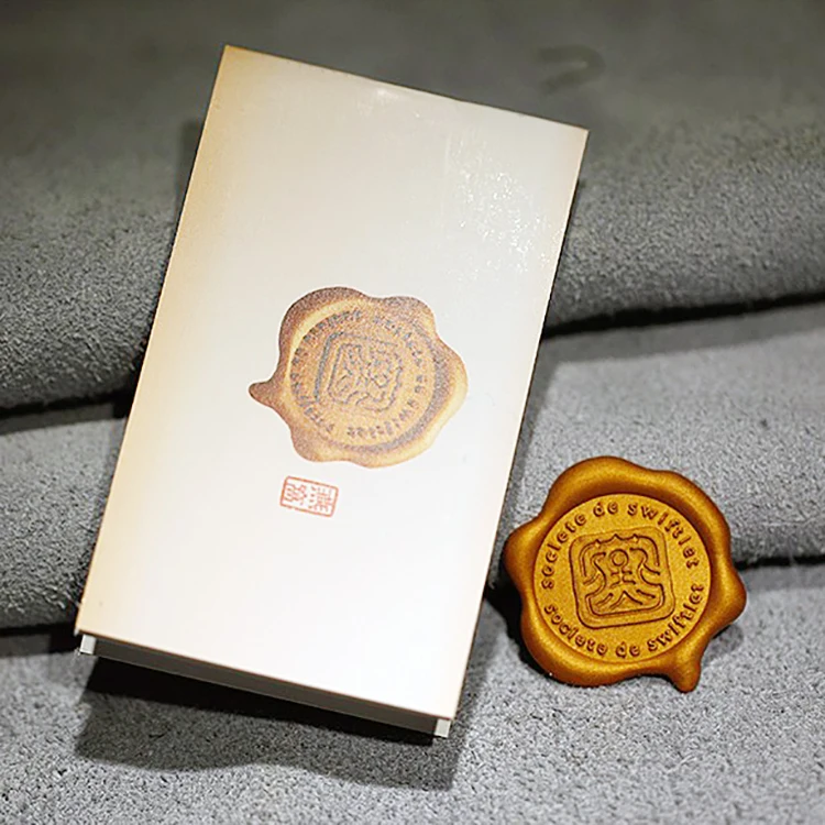 Badge Maker Custom Embossed Brand Name  Silicone Logo 3d Patches Label Rubber Plastic Pvc Badge Uniform Arm 3d Rubber Logo