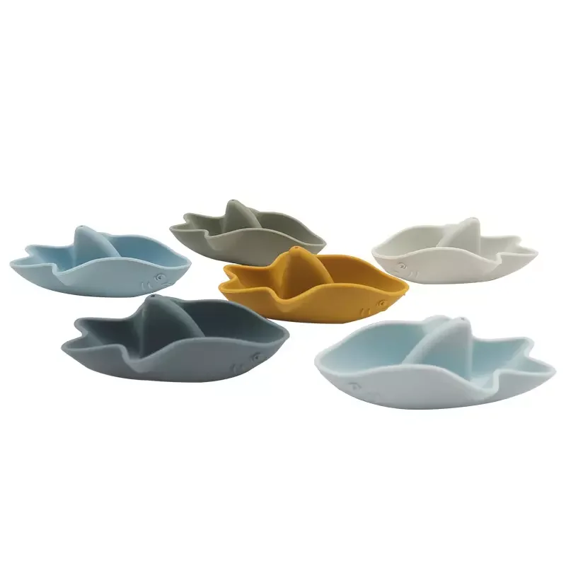 Hot Selling Ship Floating Bath Toy Bpa Free Silicone Baby Bath Toys Set For Toddler Kids Shower Gift Sets
