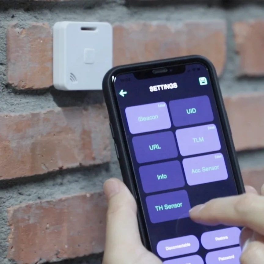 STiE8 small size BLE5.0 iBeacon with accelerometer supporting Eddystone UID, URL, etc.