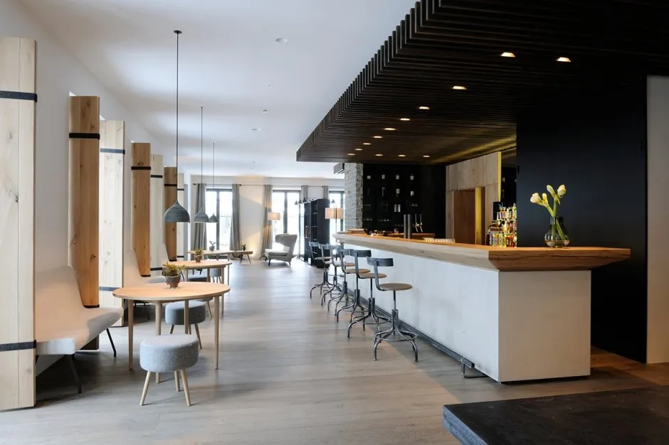 5 star Latest Design OEM Fashion Hotel Restaurant Furniture