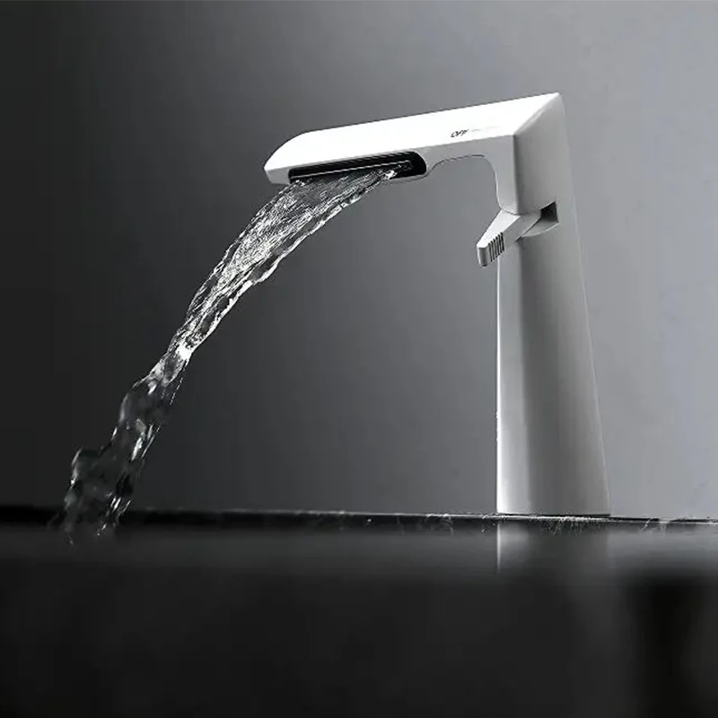 Black brass single handle faucet hot cold faucet bathroom basin waterfall faucet