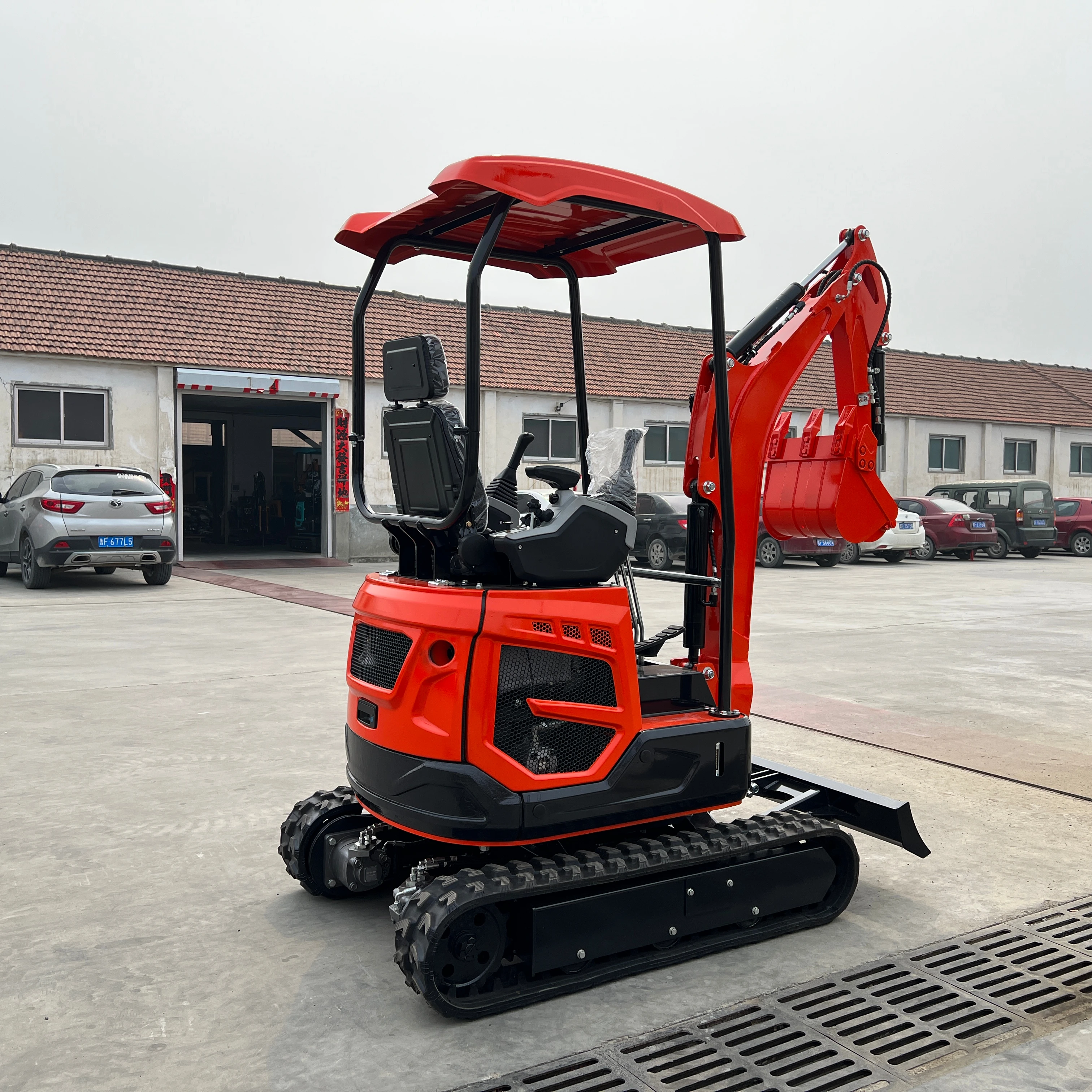FREE SHIPPING!!1.5ton 1.7ton 1.8ton mini excavator 1800kg small digger  for sale EPA/EURO V/CE