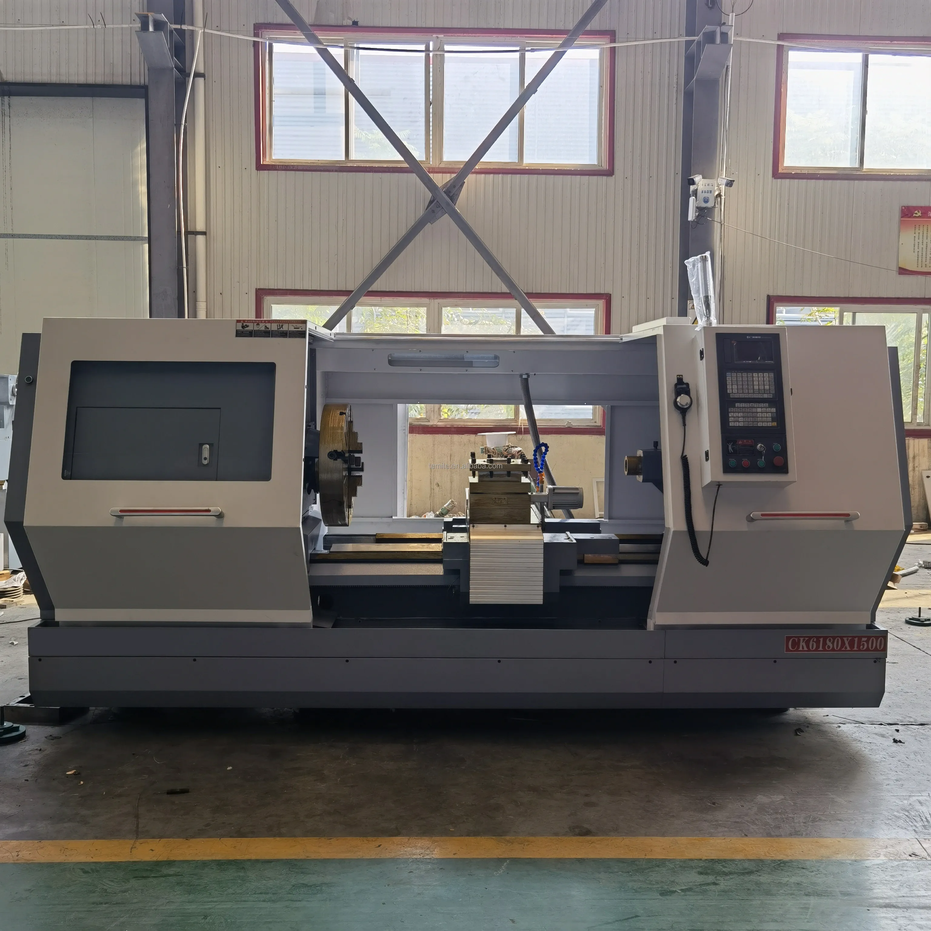 CK6163 CK6180 china factory price flat bed heavy duty metal big bore cnc lathes for sale